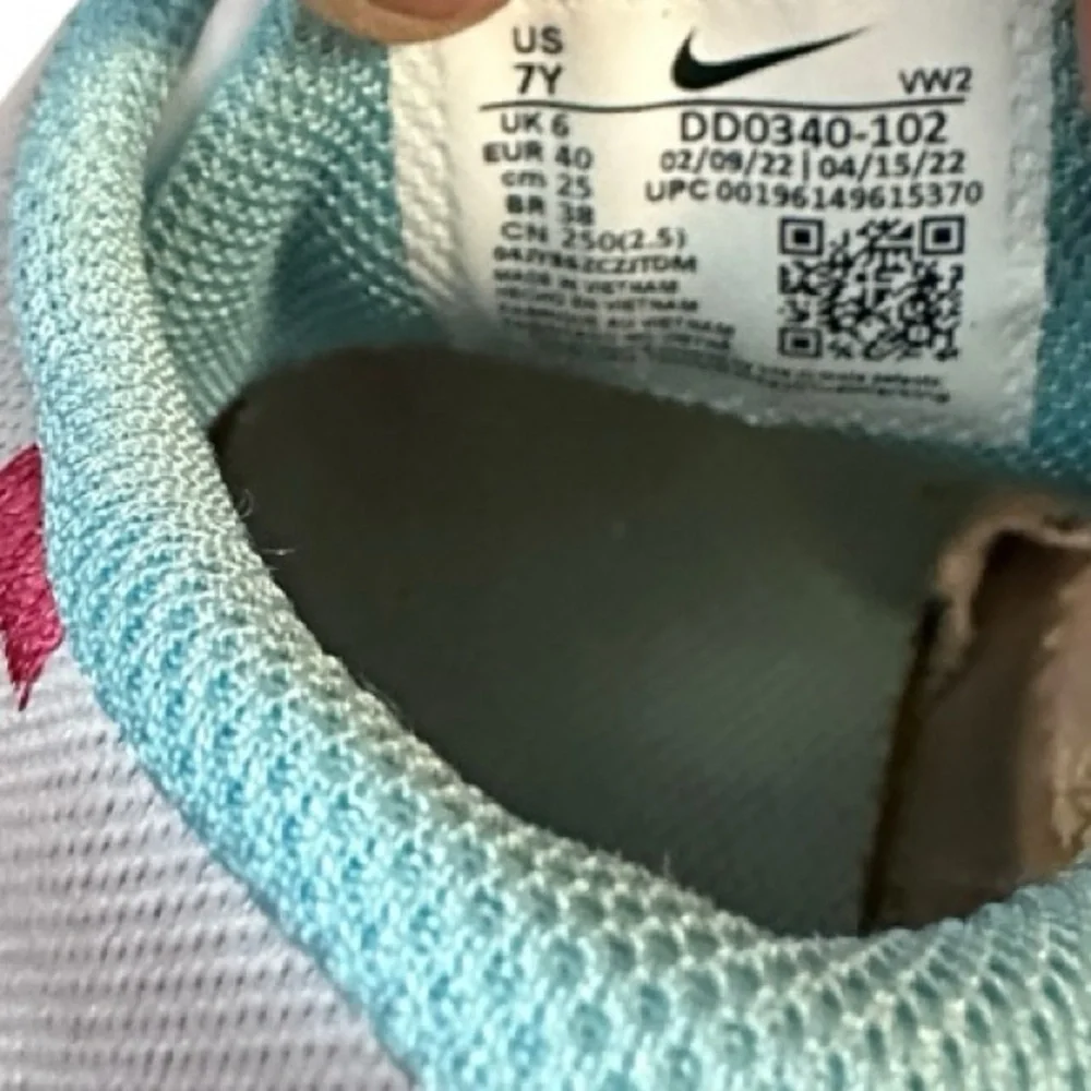 Nike Athletic‎ Shoes